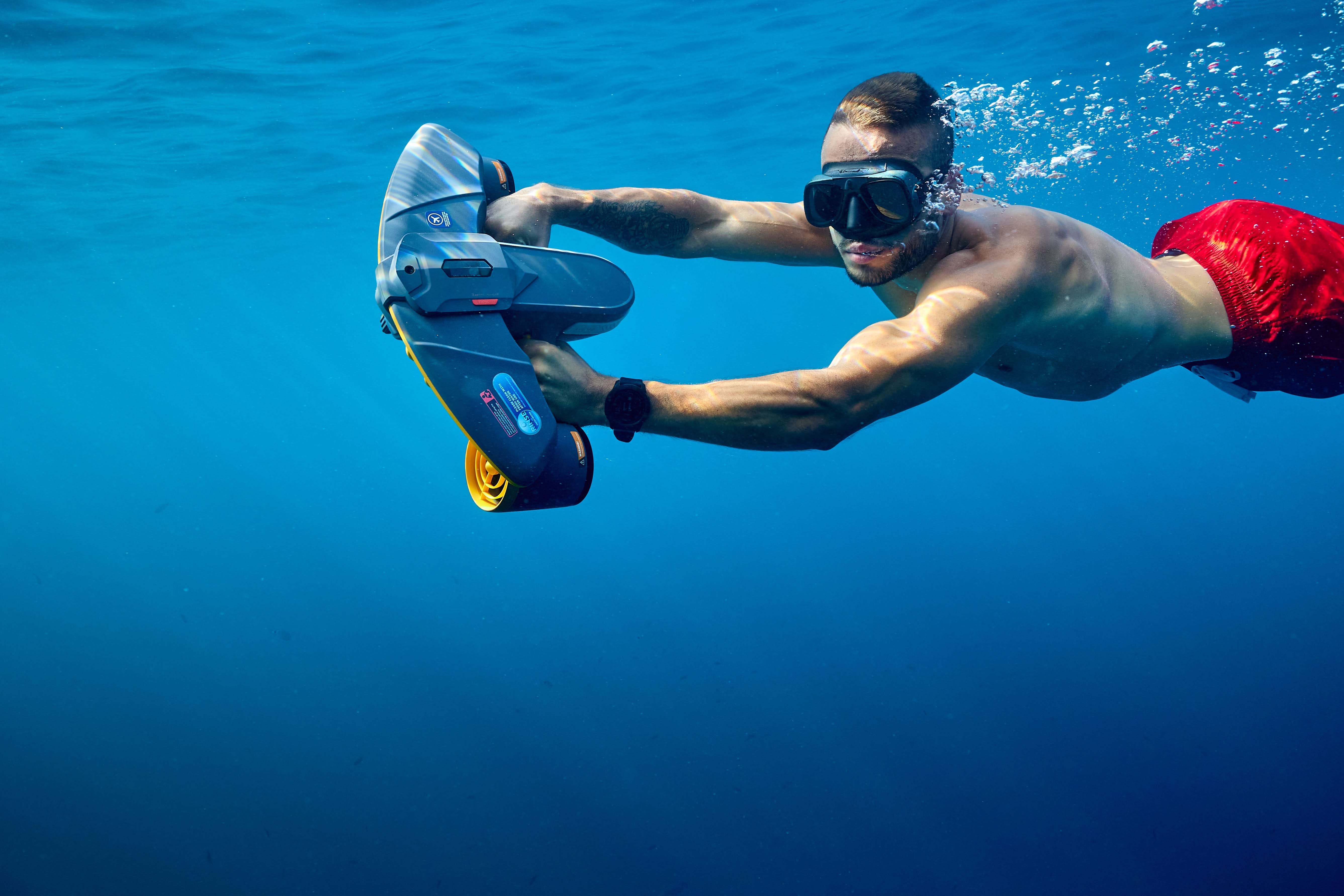 Sublue Navbow+ Smart Underwater Scooter