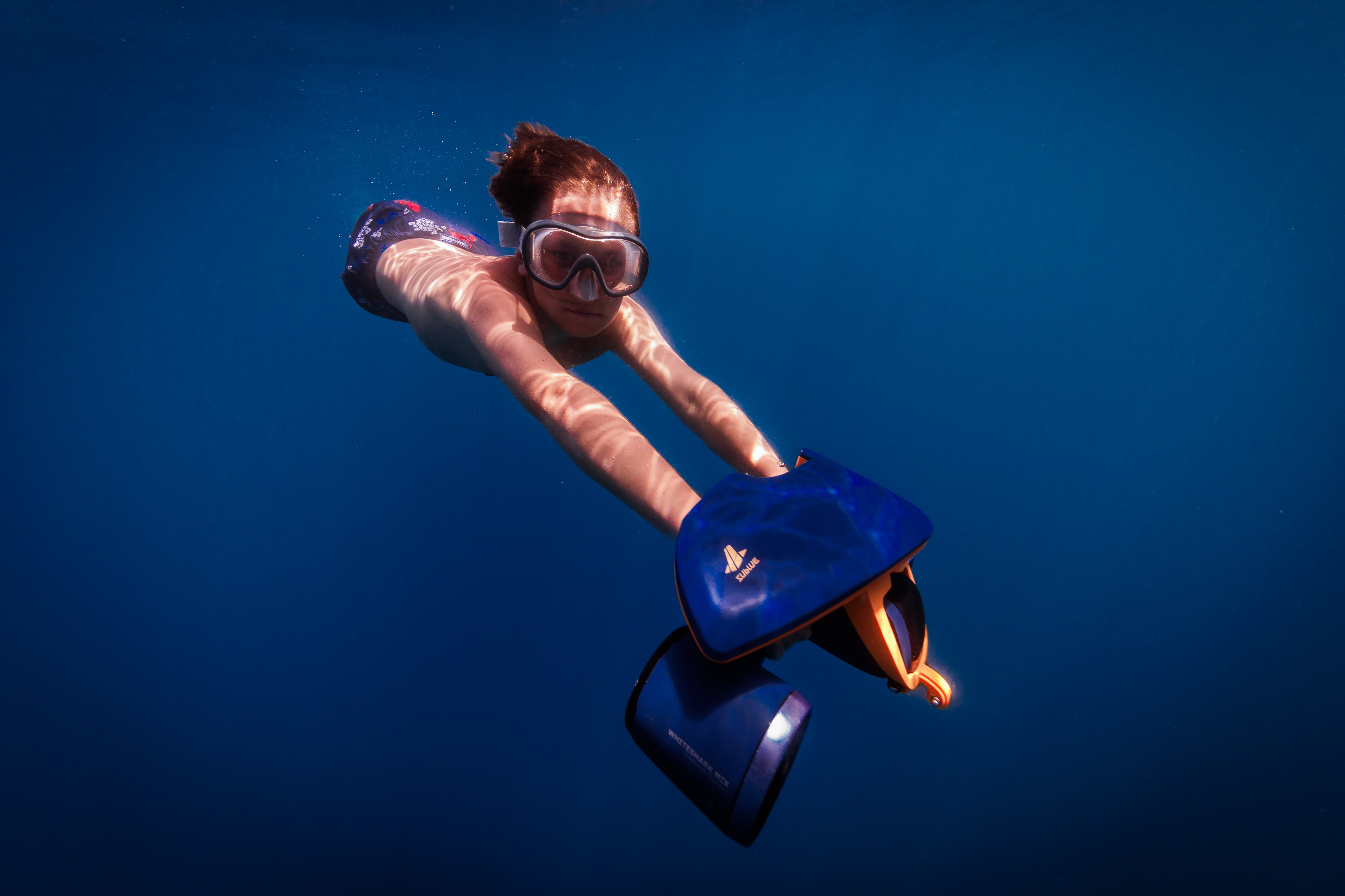 Mix Underwater Scooter – Family-Friendly Dual Motor Water Scooter