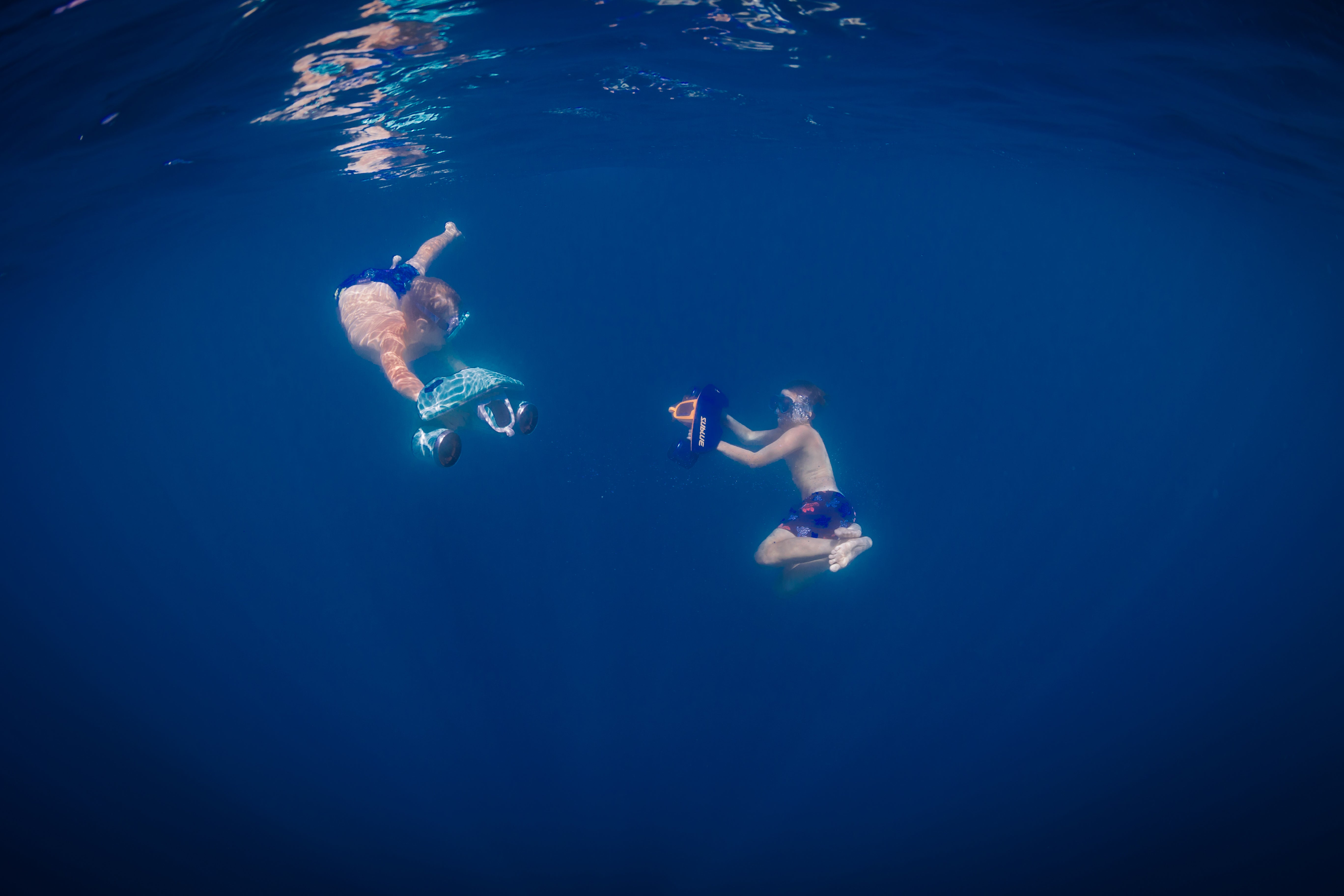 Mix Underwater Scooter – Family-Friendly Dual Motor Water Scooter