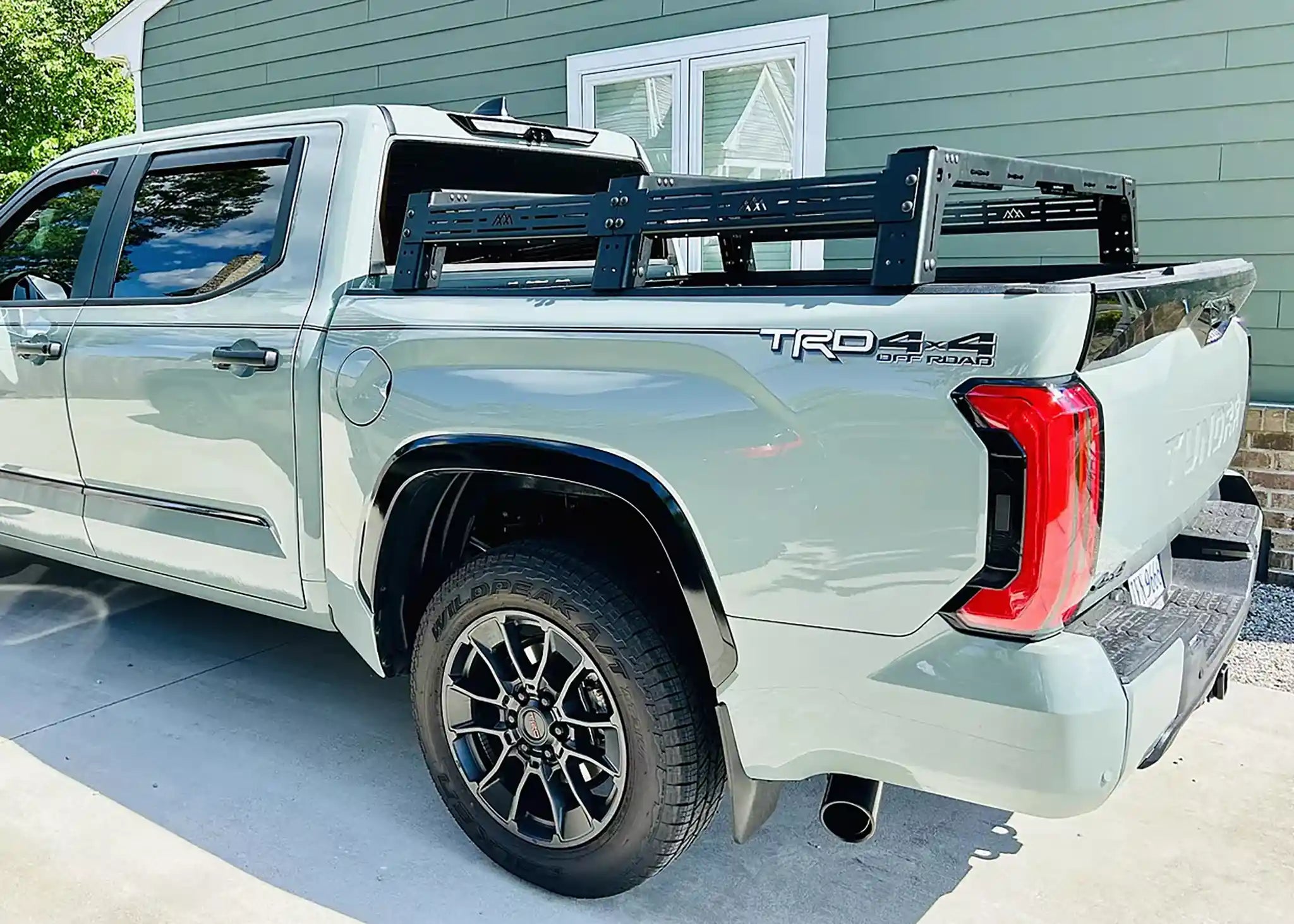 Toyota Tundra Mid-Height Bed Rack